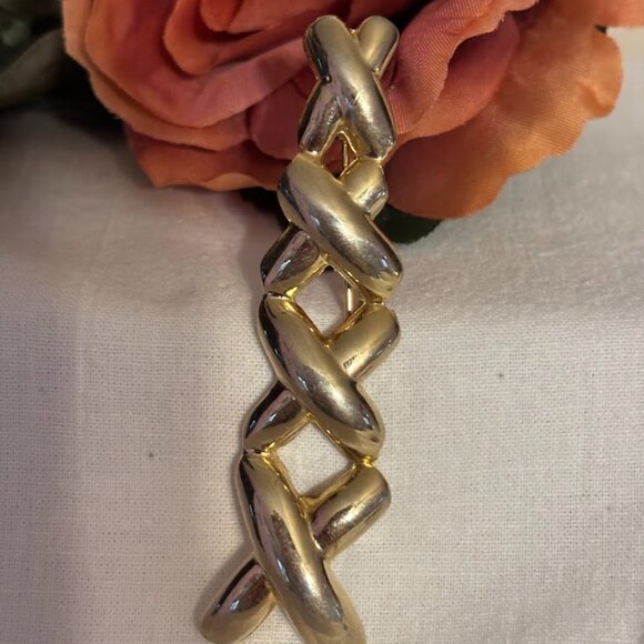 Beautiful and Unusual set of 4 Different Brooches for any occasion - Picture 8 of 16